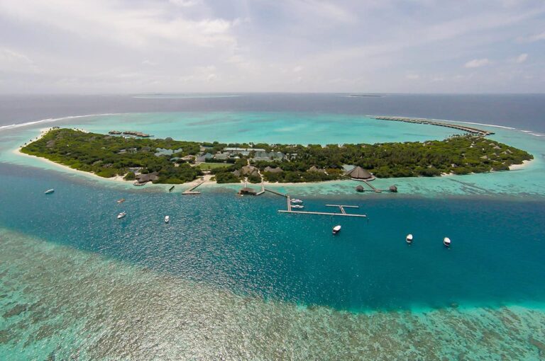 hideaway-beach-resort-aereo (1)